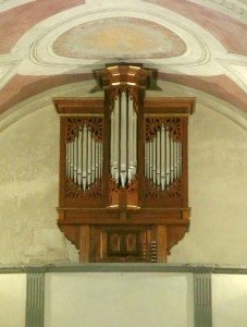 Dettagli organo della Chiesa di SantAnna di Stazzema